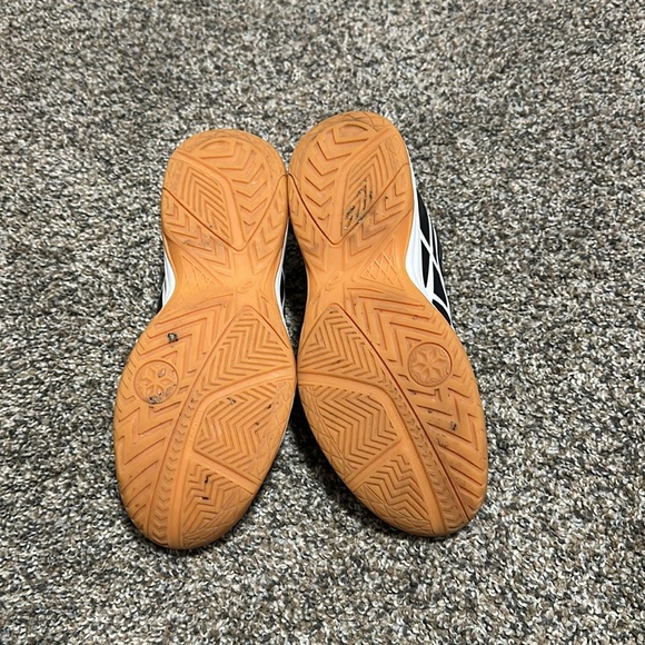 ASICS Women’s Volleyball Shoes Size 8 - Picture 4 of 5